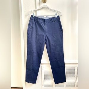 [NEW] HURLEY WOMEN’S ANKLE LENGTH CHINO PANTS in NAVY (size 5)